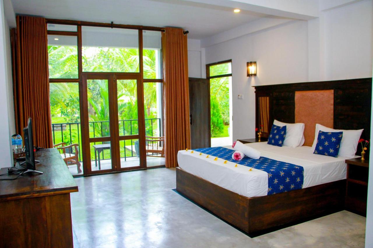 Manike Lodge Хабарана Екстериор снимка