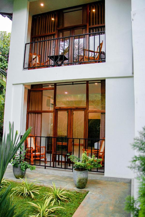 Manike Lodge Хабарана Екстериор снимка
