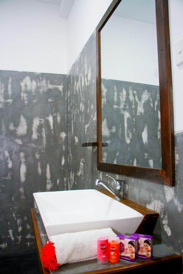 Manike Lodge Хабарана Екстериор снимка